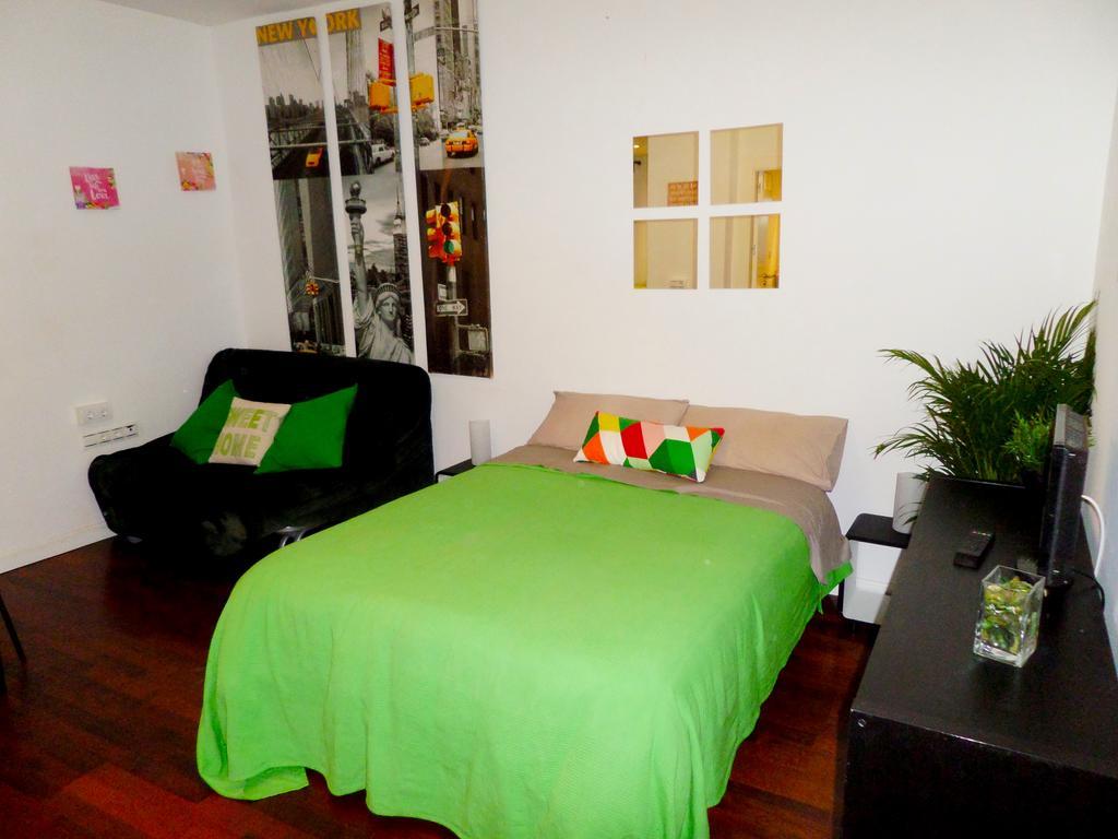 Enjoy Apart Centro Y Playa Victoria Малага Екстериор снимка
