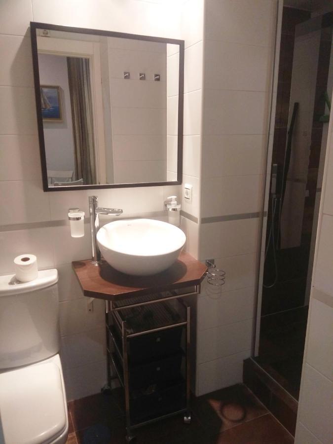 Enjoy Apart Centro Y Playa Victoria Малага Екстериор снимка